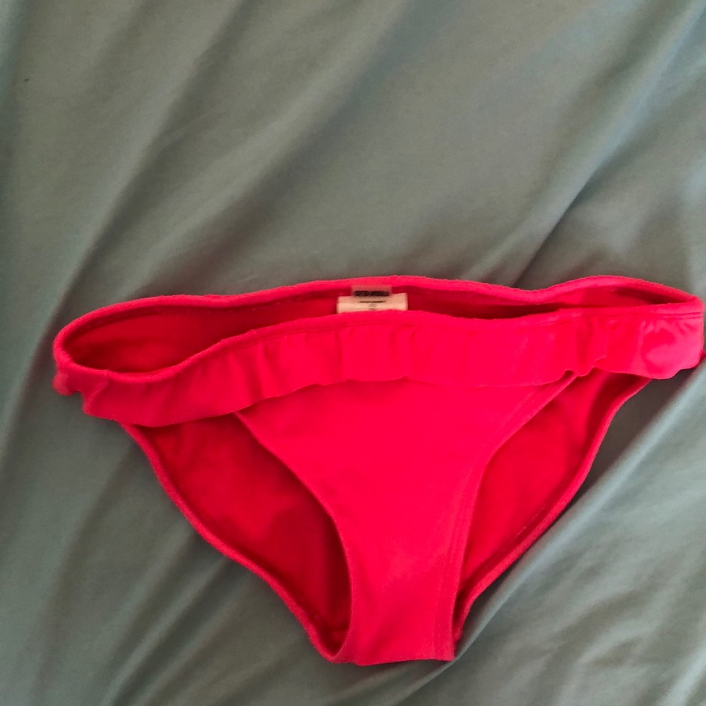 Old navy bikini bottoms.